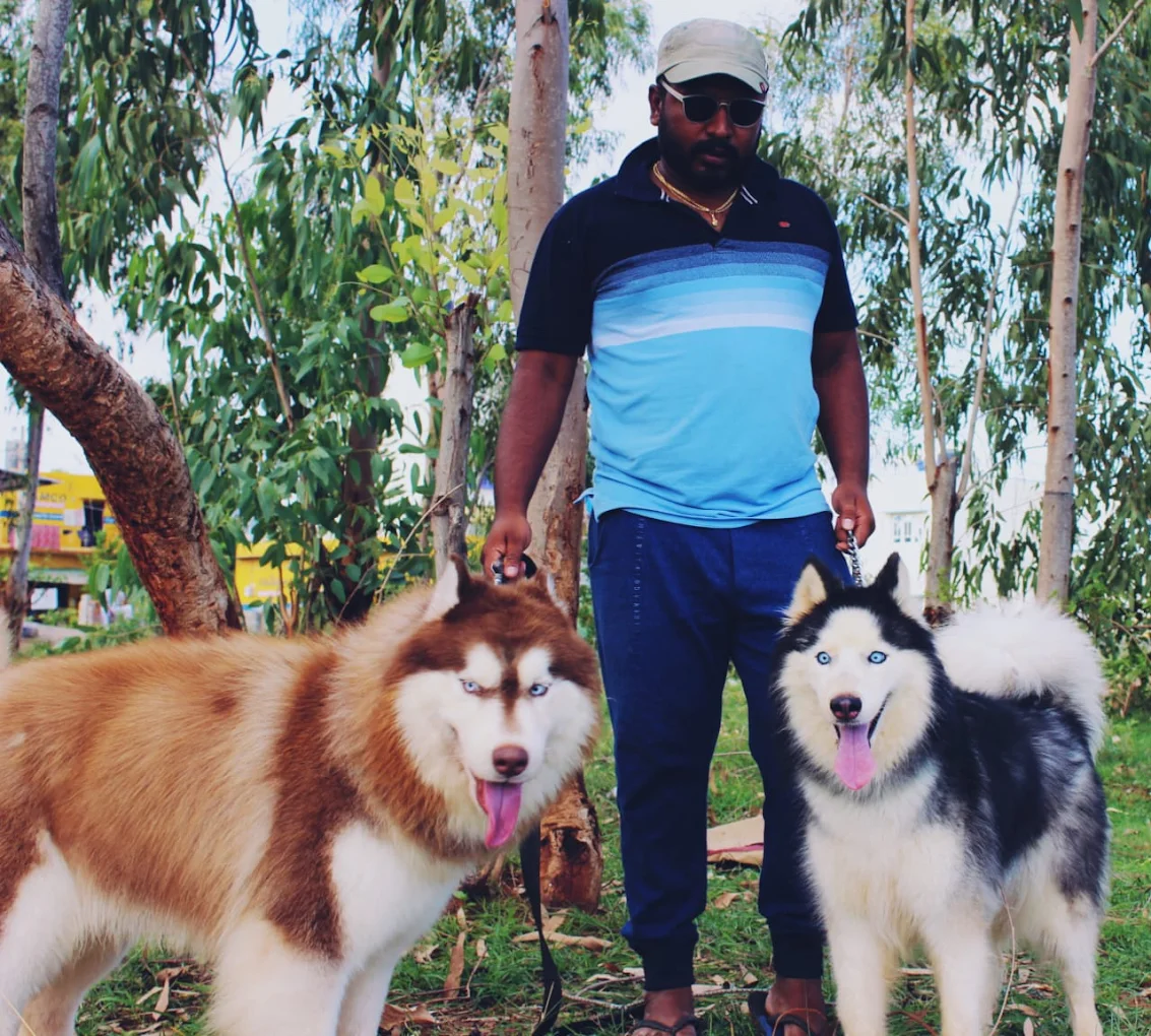 K.K.Kennel Team with Puppies